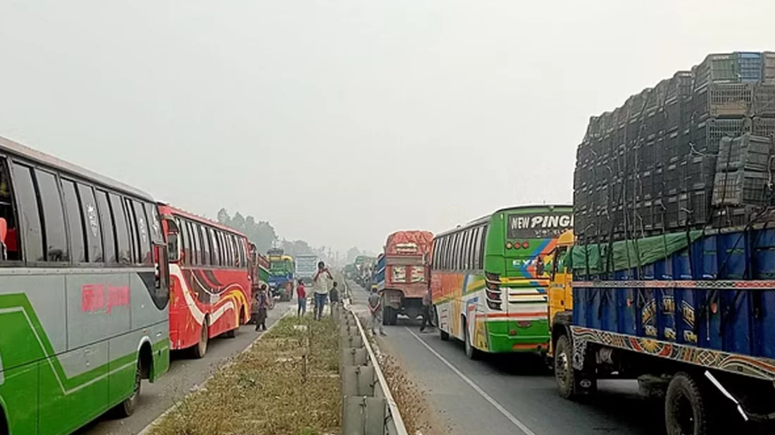 বঙ্গবন্ধু সেতু মহাসড়কে ১৮ কিলোমিটার যানজট