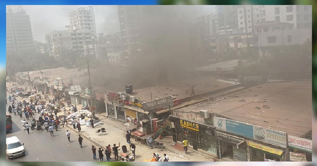 উত্তরার বিজিবি মার্কেটের আগুন নিয়ন্ত্রণে