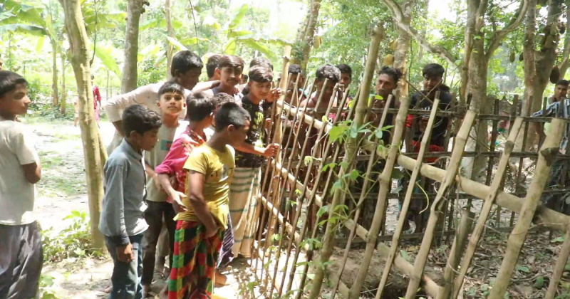 কবরস্থান থেকে কঙ্কাল চুরি