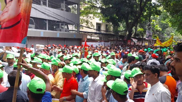 সোহরাওয়ার্দী উদ্যানে ‌‘তারুণ্যের সমাবেশে’ জড়ো হচ্ছেন নেতাকর্মীরা