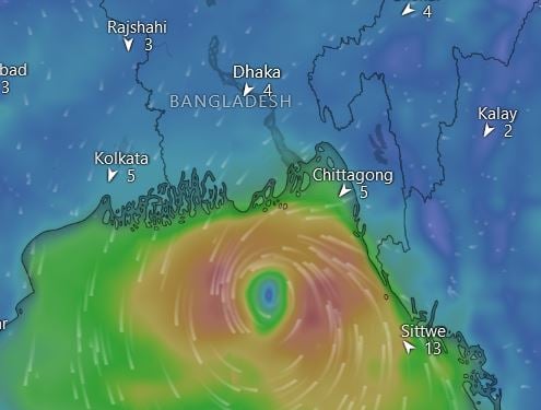 Cyclone ‘Hamoon’ crossing Cox’s Bazar, Ctg coasts
