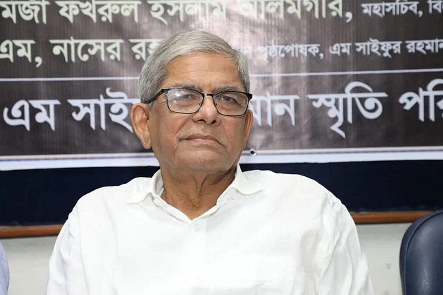 বিএনপির কেন্দ্রীয় নেতাদের বাসায় পুলিশের অভিযান