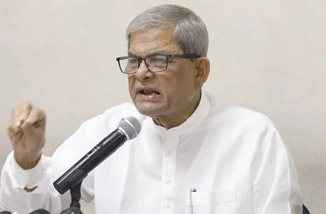 ২৮ অক্টোবর নয়াপল্টন ঘিরেই প্রস্তুতি বিএনপির বিএনপি নিজে থেকে সংঘাতে জড়াতে চায় না। সম্ভাব্য পাল্টা আক্রমণ থেকে পুলিশ-প্রশাসনসহ সরকারের ভূমিকাকে আরও স্পষ্ট করা দলটির লক্ষ্য।