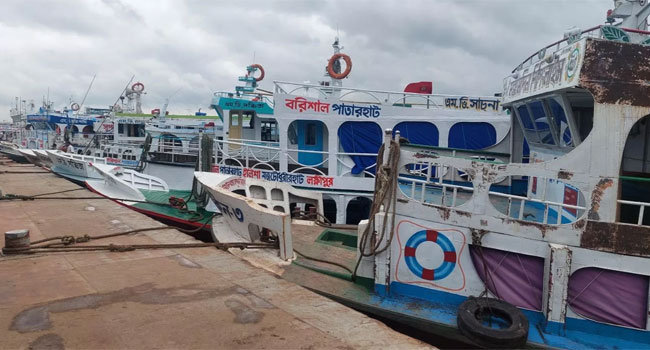 ঘূর্ণিঝড় হামুন : বরিশাল থেকে সব ধরনের লঞ্চ চলাচল বন্ধ ঘোষণা
