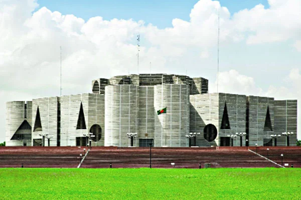 দ্বাদশ জাতীয় সংসদ নির্বাচন টানটান উত্তেজনায় অপেক্ষা সকালে মনোনয়নপ্রত্যাশীদের সঙ্গে মতবিনিময় শেখ হাসিনার বিকালে ৩০০ আসনে আওয়ামী লীগের প্রার্থী ঘোষণা