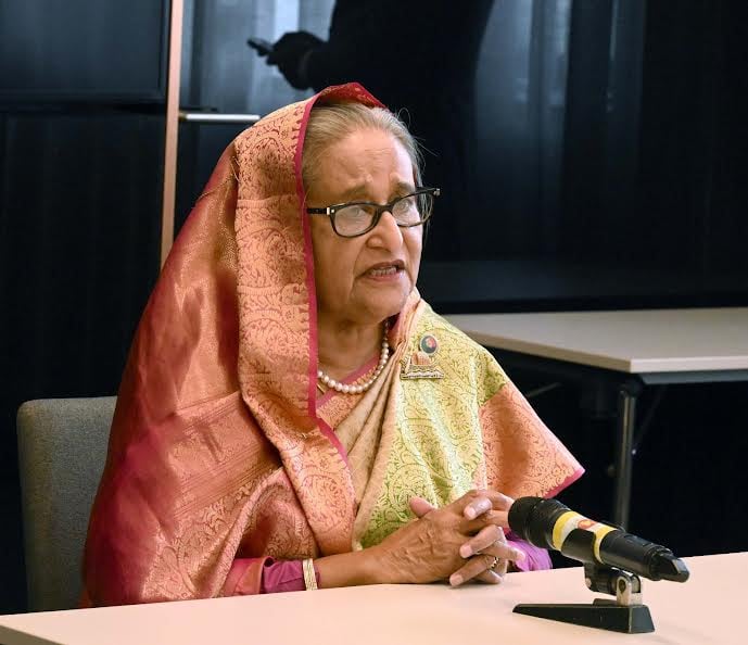 PM urges expats to give befitting reply to plots against country’s prosperity: PM