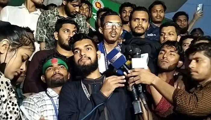 শিক্ষা উপদেষ্টার সঙ্গে বৈঠকে পলিটেকনিক শিক্ষার্থীরা