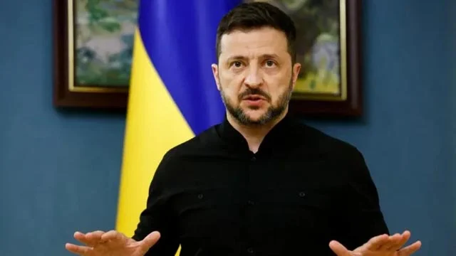 US expects Russia offer soon as Zelensky sounds warning