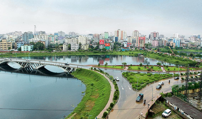 মেঘলা আবহাওয়াতেও অস্বাস্থ্যকর ঢাকার বাতাস