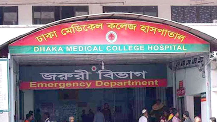 গ্রিন রোডে ছিনতাইকারীদের ছুরিকাঘাতে আহত এইচএসসি পরীক্ষার্থী