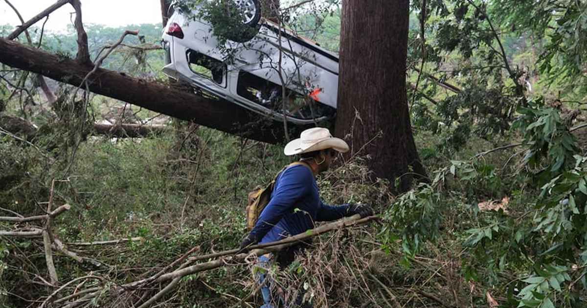 যুক্তরাষ্ট্রে বন্যা: নিহত বেড়ে ৭৮, নিখোঁজ ৪১
