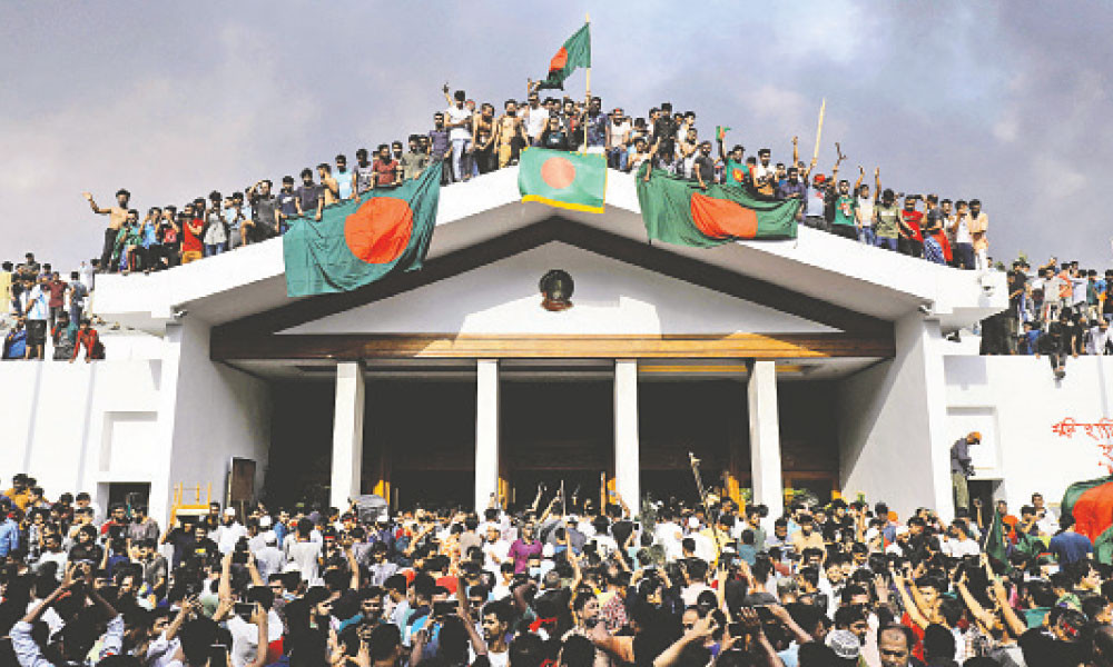 জুলাই গণ-অভ্যুত্থান দিবস আজ হাসিনা সরকারের পতন, ছাত্র-জনতার বিজয়