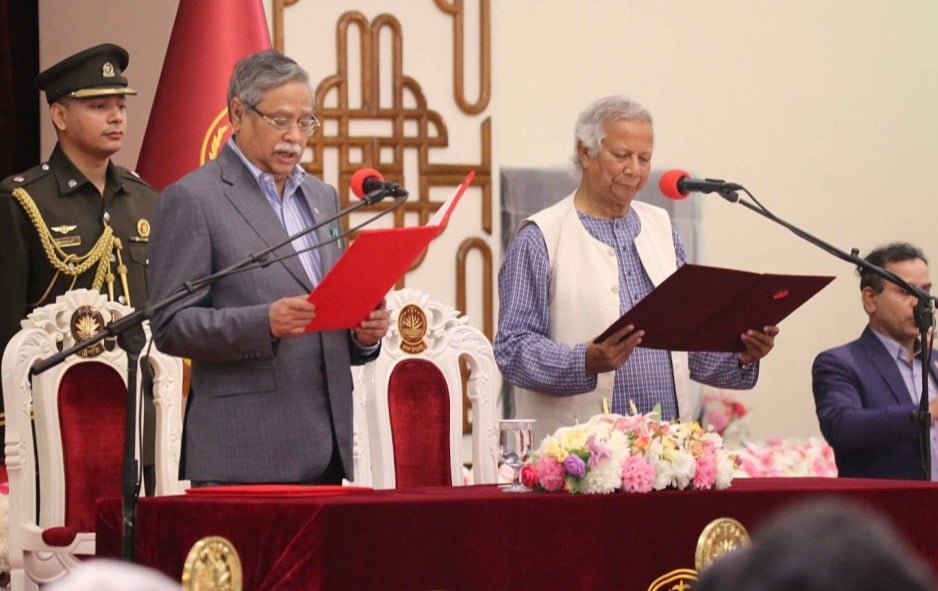 অন্তর্বর্তীকালীন সরকারের এক বছর পূর্ণ হচ্ছে আজ       ৫ আগস্ট শুধু বিশেষ দিবস নয় জাতির পুনর্জন্মের দিন: প্রধান উপদেষ্টা       নির্বাচনের পরিবেশ বিঘ্নিত করতে লাল চাঁদ হত্যাকে অজুহাত বানানো হচ্ছে: মির্জা ফখরুল       নয়াপল্টন থেকে শাহবাগ পর্যন্ত বিক্ষোভ মিছিল করছে ছাত্রদল       অপরাধ বাড়ার দাবি পুরোপুরি সত্য নয় : অন্তর্র্বতী সরকার       সাবেক ডিএমপি কমিশনারসহ ৮ জনের বিচার শুরু       বড় ধরনের সহিংস অপরাধের সংখ্যা বাড়েনি : প্রেস উইং       অন্তর্বর্তীকালীন সরকারের এক বছর পূর্ণ হচ্ছে আজ