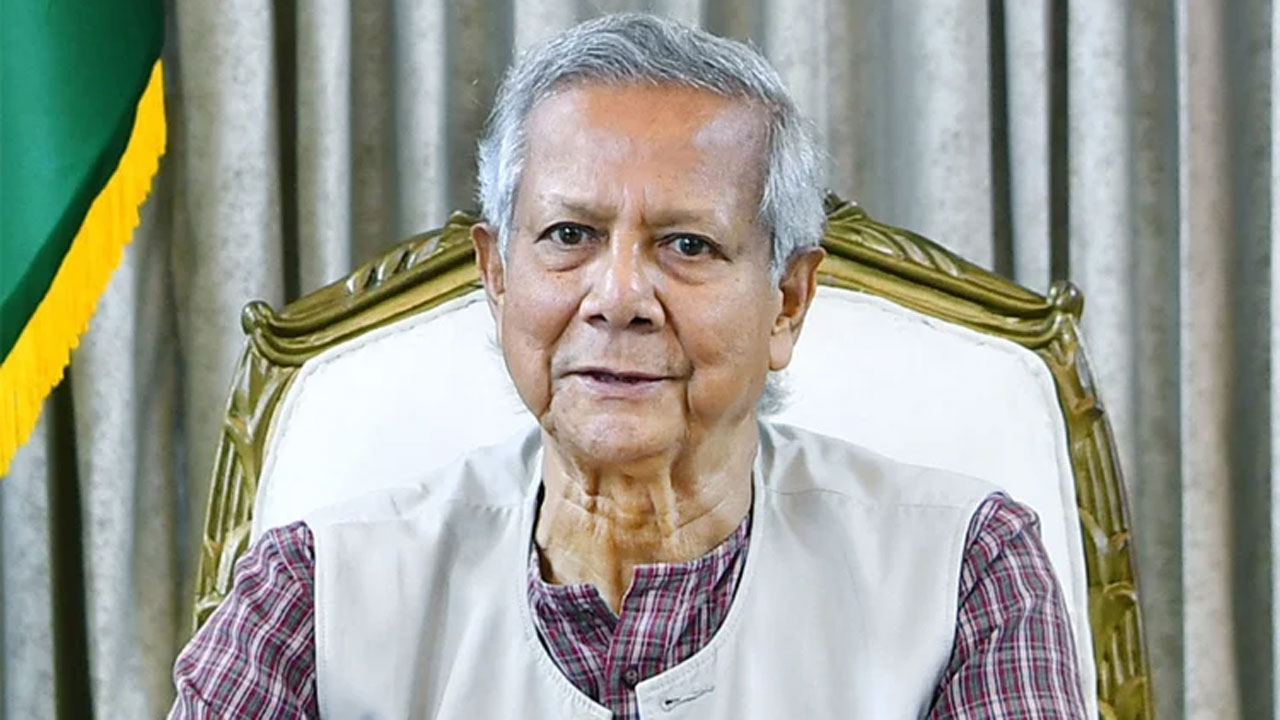 জাতিসঙ্ঘে সিনিয়র বিশ্বনেতাদের সাথে প্রধান উপদেষ্টার বৈঠক জাতিসঙ্ঘ সাধারণ পরিষদের ৮০তম অধিবেশনের ফাঁকে প্রধান উপদেষ্টা অধ্যাপক ড. মুহাম্মদ ইউনূস একাধিক উচ্চপর্যায়ের বৈঠকে অংশ নেন।