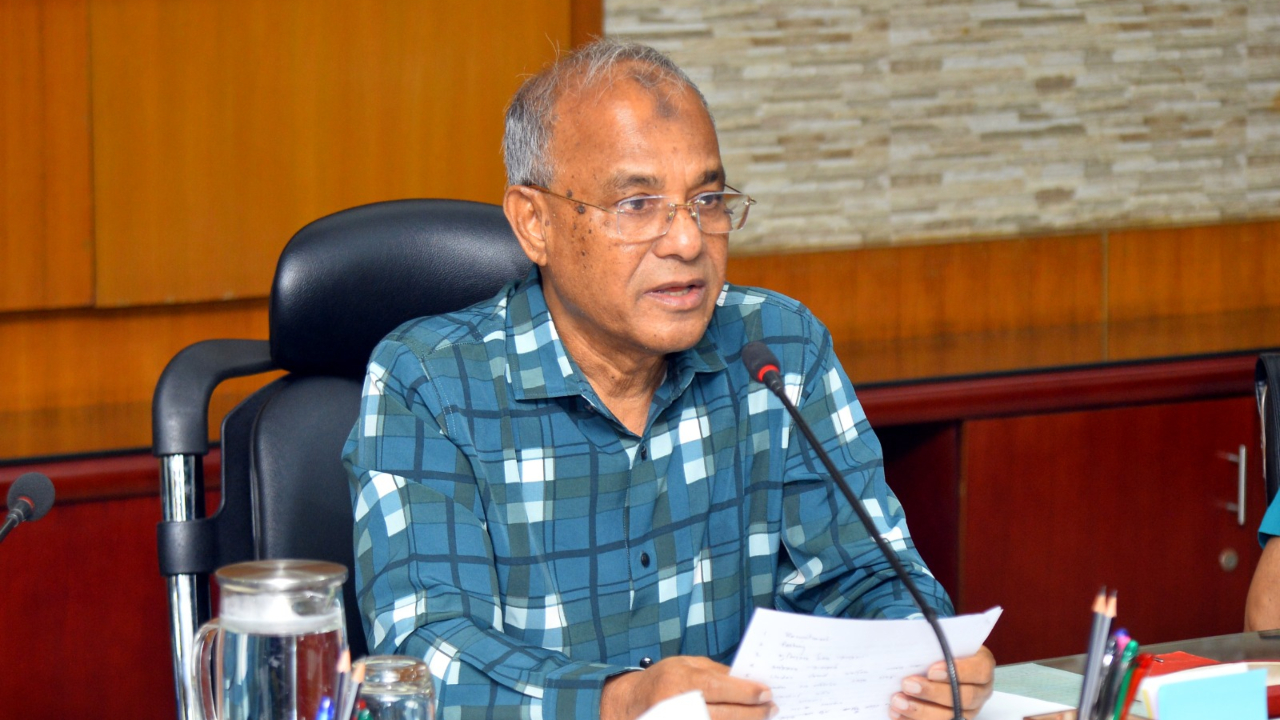 স্বরাষ্ট্র উপদেষ্টা: আগামী জাতীয় সংসদ নির্বাচন সুষ্ঠু করতে পুলিশের ভূমিকা অপরিহার্য