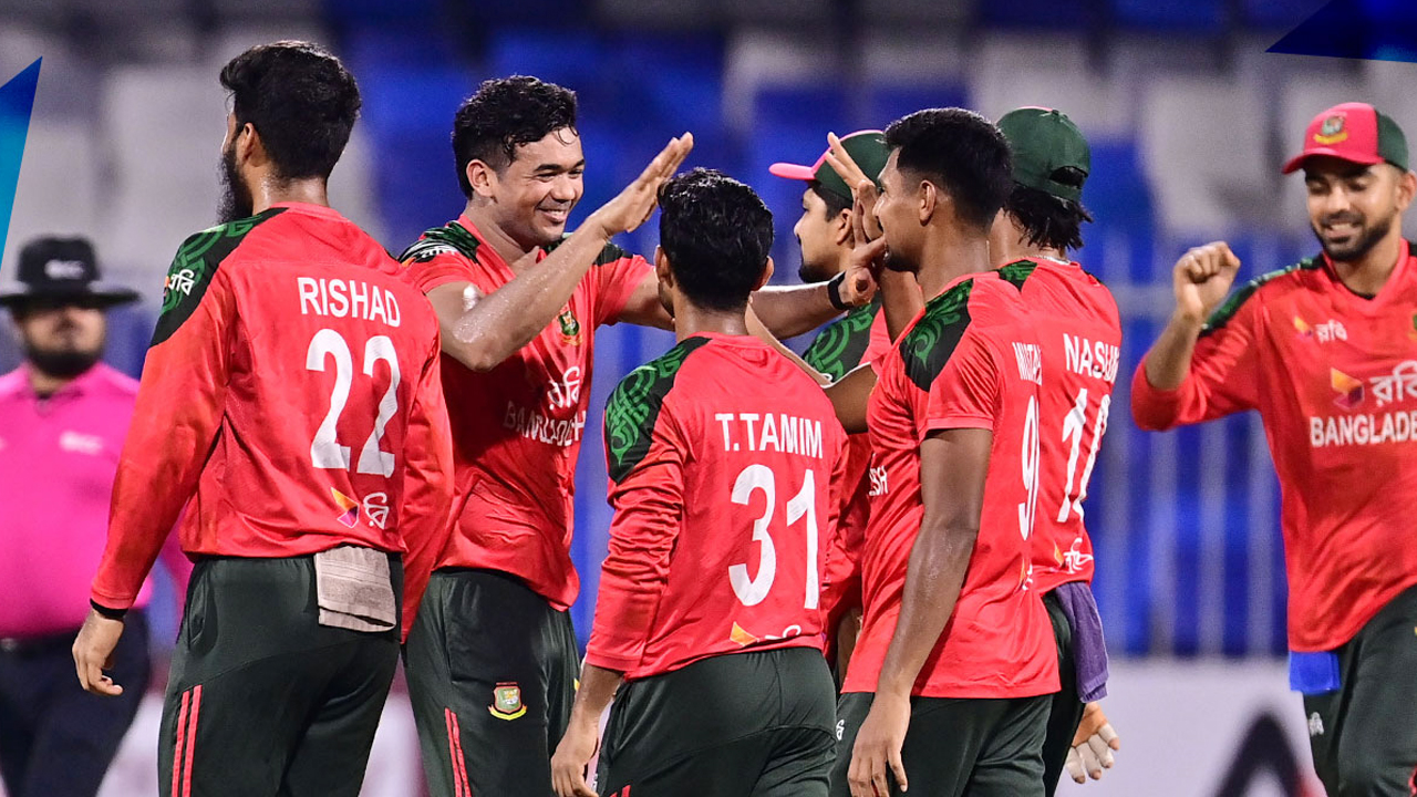 বাংলাদেশ টি-টোয়েন্টি সিরিজ হারলেও বোলারদের প্রশংসা তামিমের