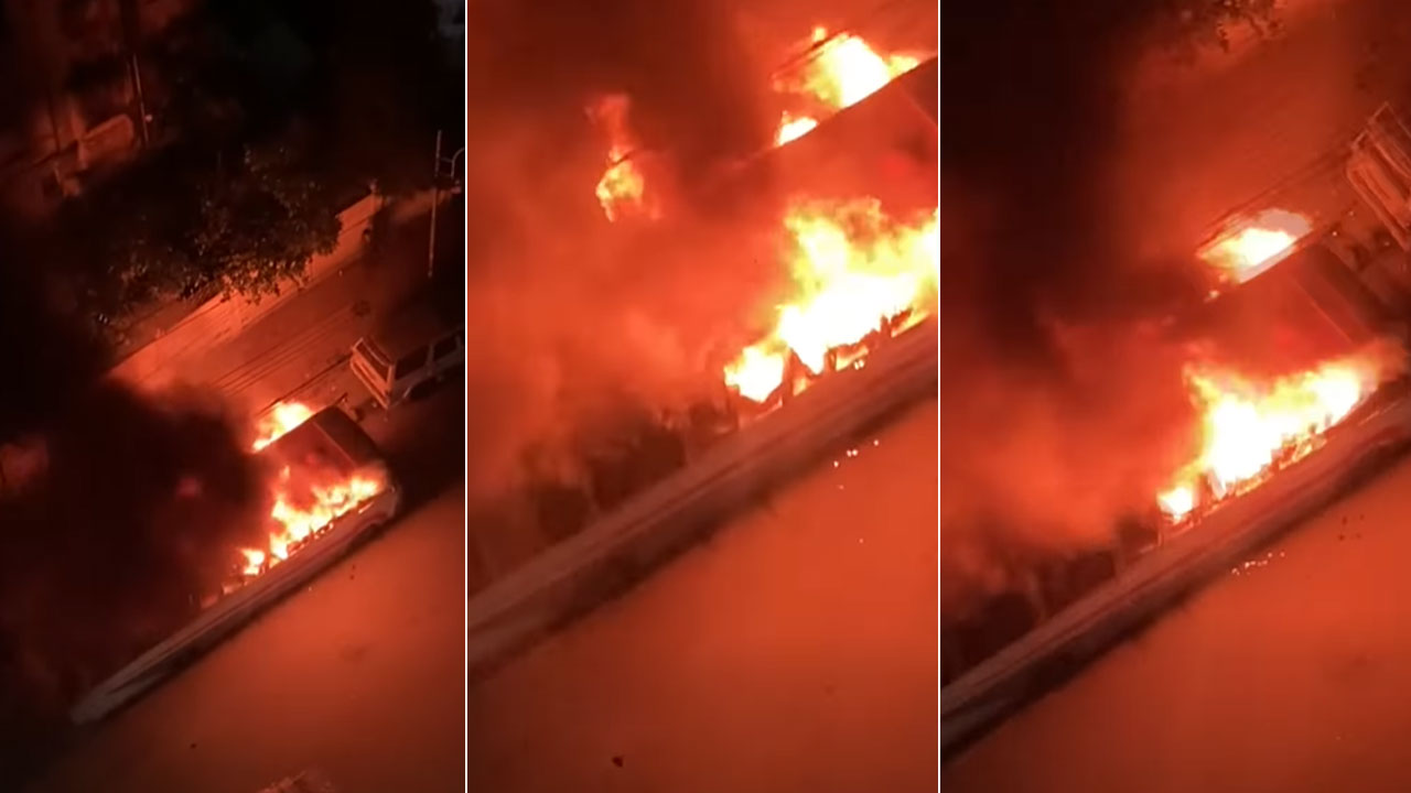 রাজধানীতে আবারও বাসে আগুন