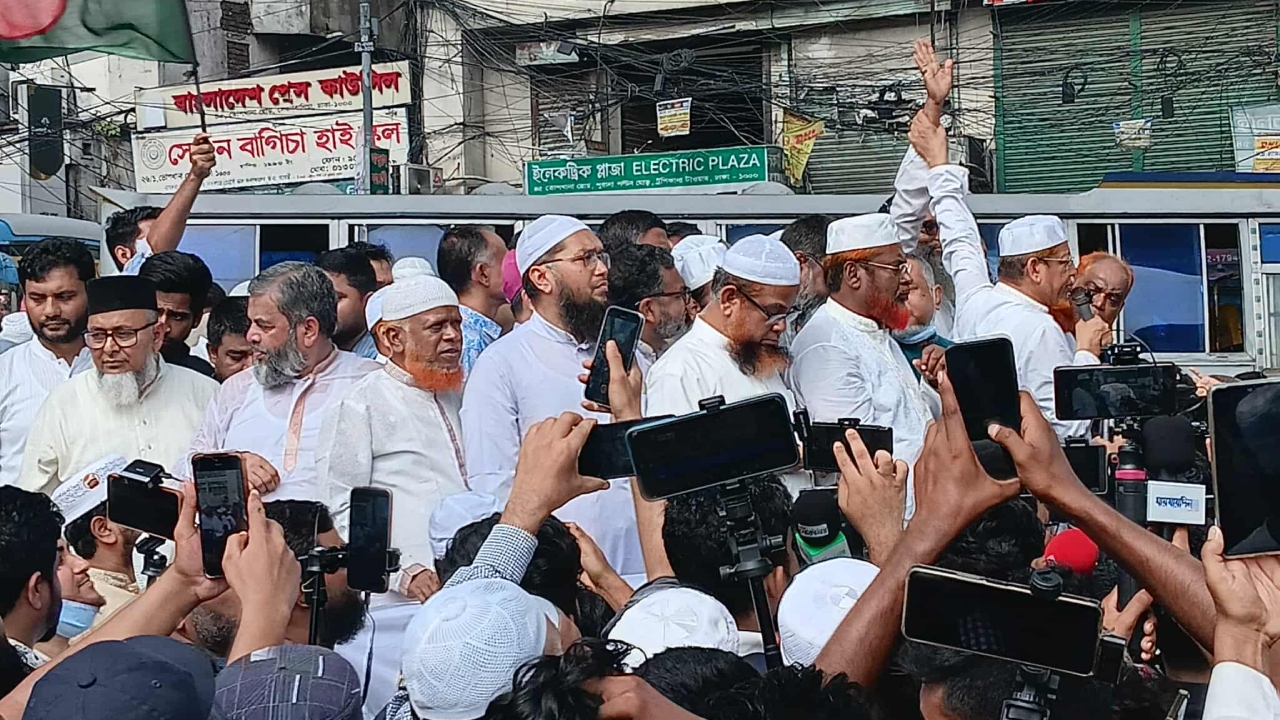 জাতীয় নির্বাচনের আগে গণভোট করবেন; দাবি মানা না হলে ১১ নভেম্বর ঢাকায় সমাবেশ : জামায়াতে ইসলামী