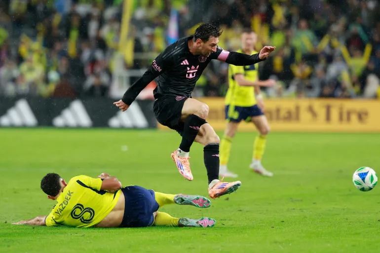 Messi Scores Late but Nashville Beat Inter Miami 2-1 to Force Decisive Playoff Game