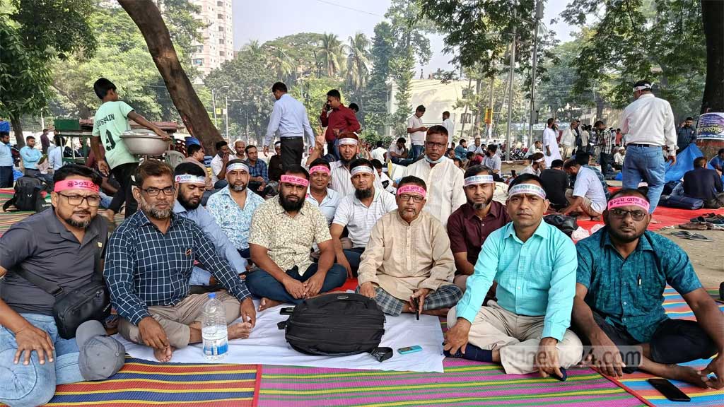 সহকারী শিক্ষকদের আন্দোলন স্থগিত, ১১তম গ্রেডে বেতন উন্নীতকরণের প্রস্তাব পে কমিশনে