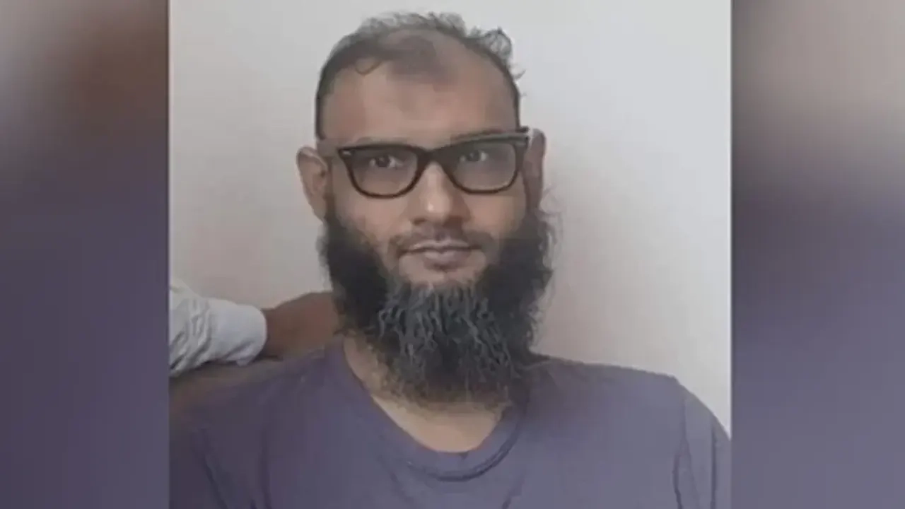 বাবা স্বাধীনতার বিরোধী হলেও যুদ্ধাপরাধী নন: ব্যারিস্টার আরমান