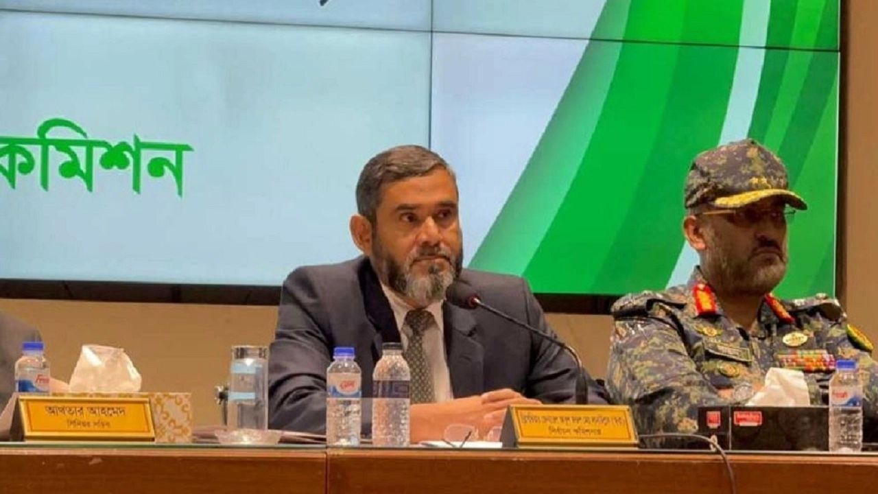 নির্বাচনকে ঘিরে দেশে যৌথ অভিযান শুরুর সিদ্ধান্ত নির্বাচন কমিশনের