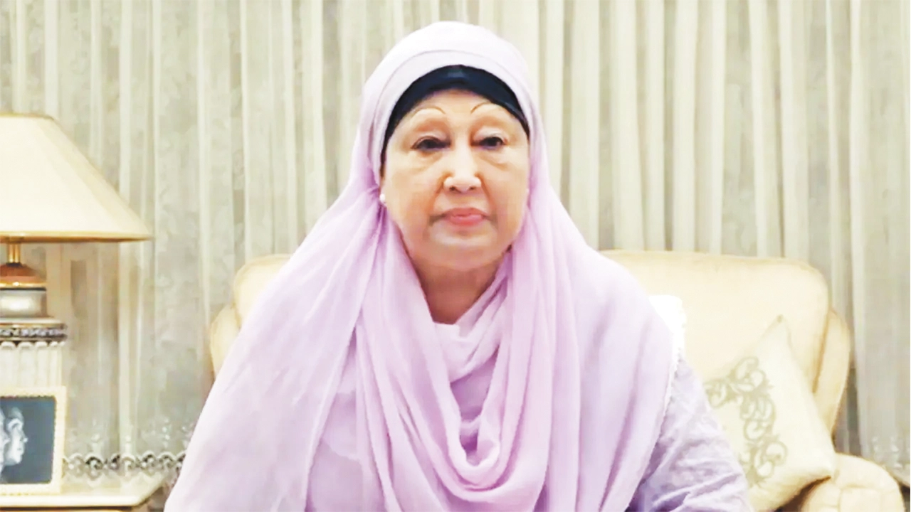 হাসপাতালে খালেদা জিয়ার শারীরিক অবস্থা স্থিতিশীল, চিকিৎসকদের পর্যবেক্ষণ অব্যাহত