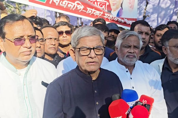 শহীদ বুদ্ধিজীবী দিবসে বিএনপি মহাসচিবের শঙ্কা ও শ্রদ্ধা নিবেদন