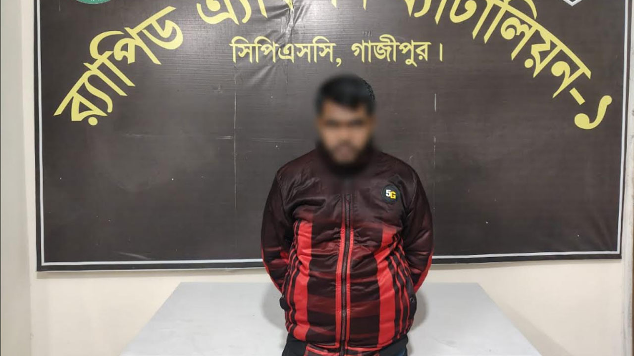 চলন্ত বাস থেকে ফেলে হত্যার মূল চালক গ্রেপ্তার, র‍্যাবের অভিযান সফল