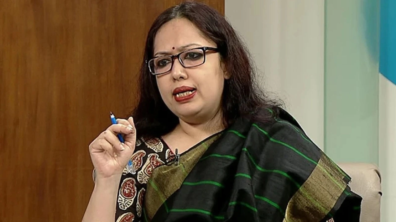 মনোনয়ন না পেলে আগেই স্বতন্ত্র প্রার্থী হওয়ার সিদ্ধান্ত দলের হাইকমান্ডকে জানিয়েছি : রুমিন ফারহানা