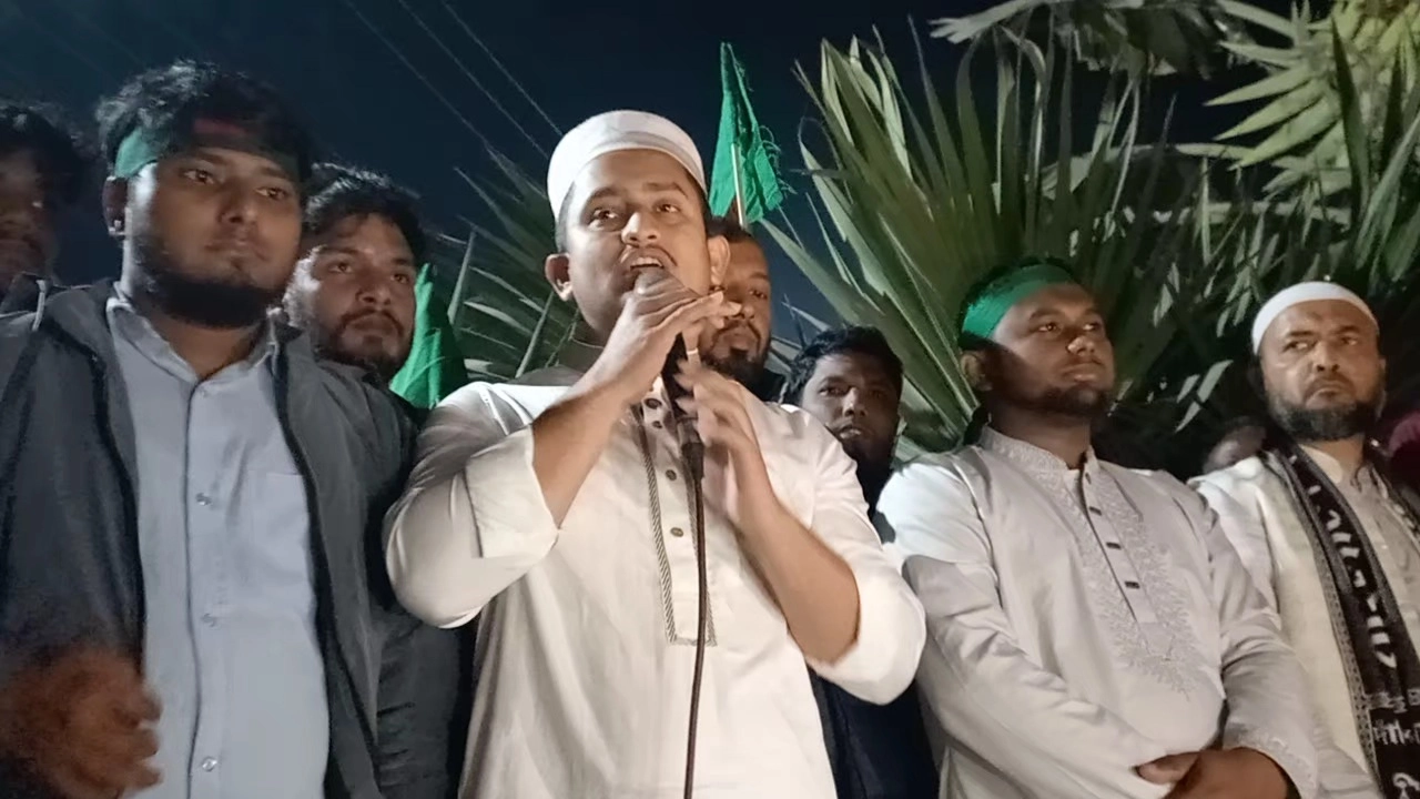শরিফ ওসমান হাদির ওপর হামলার প্রতিবাদে পঞ্চগড়ে বিক্ষোভ, বক্তব্যে রাজনৈতিক উদ্বেগের ইঙ্গিত