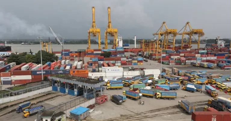 বেসরকারি কনটেইনার ডিপো চার্জ বৃদ্ধির সিদ্ধান্ত পুনর্বিবেচনা, ৬ মাস ২০% মাশুল বৃদ্ধি