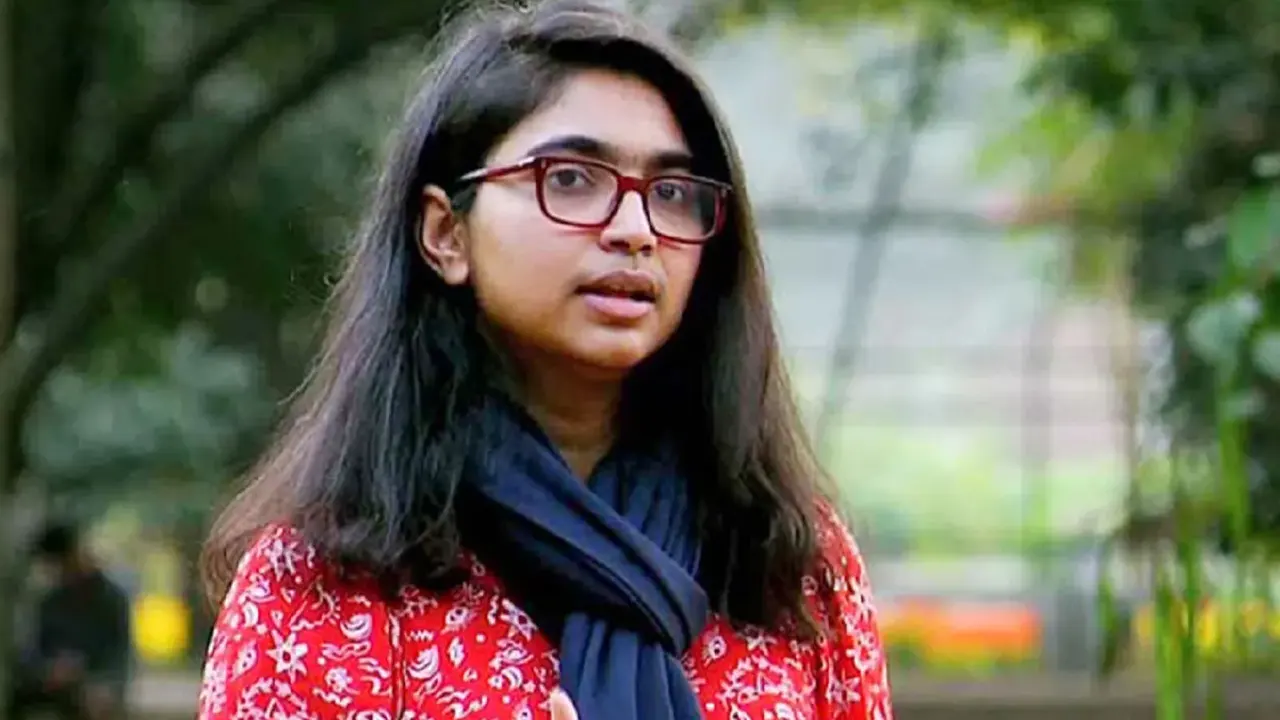 তাসনিম জারা স্বতন্ত্র প্রার্থী হিসেবে ঢাকা-৯ আসনে ফুটবল প্রতীক নিয়ে প্রতিদ্বন্দ্বিতার উদ্যোগ নেবেন