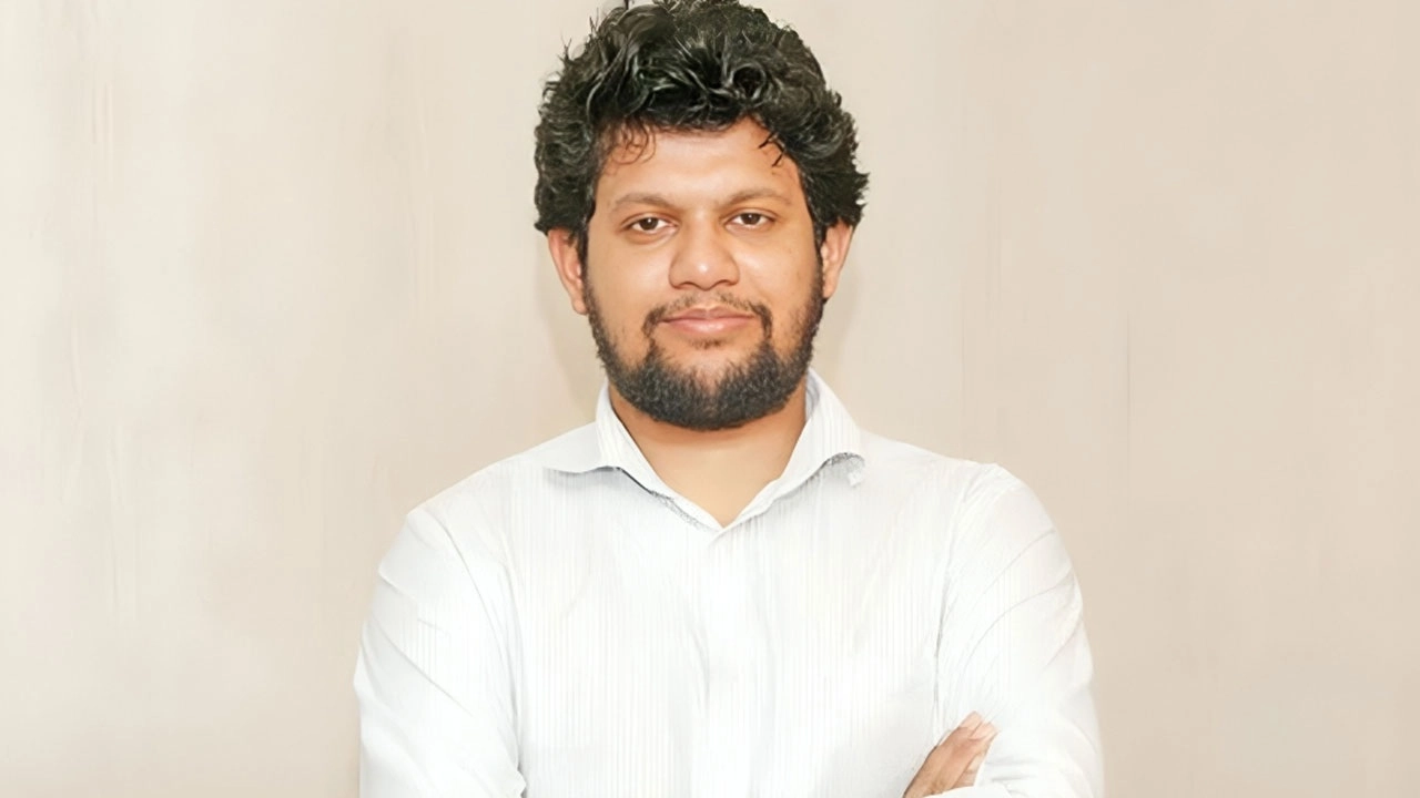 মাহফুজ আলম নতুন রাজনৈতিক উদ্যোগে খোলামেলা আলোচনার ঘোষণা