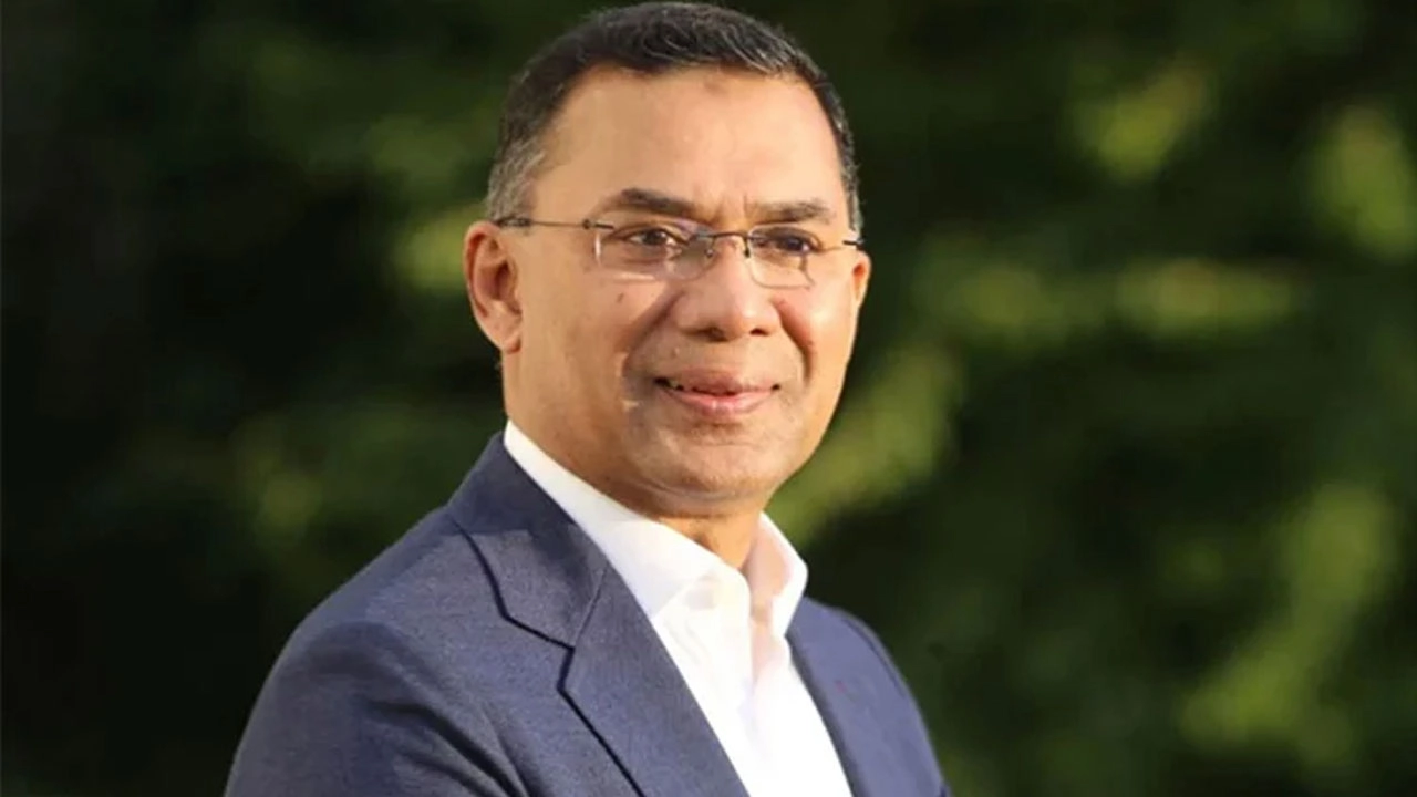 কক্সবাজারে শহীদ ওয়াসিম আকরামের কবর জিয়ারতের জন্য তারেক রহমানের আগমন