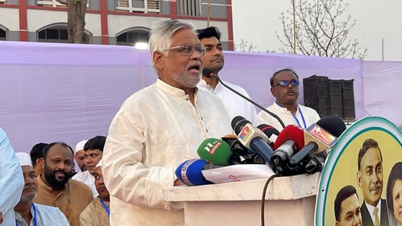 বিএনপি চেয়ারপারসনের উপদেষ্টা আমান উল্লাহ আমান: বৈষম্যহীন সমাজ গঠনের আহ্বান