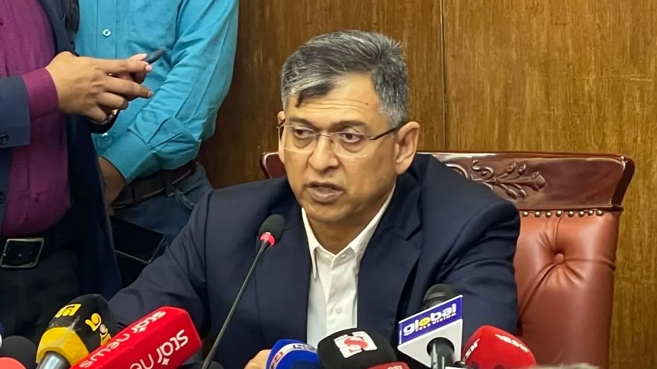 পুলিশে ২ হাজার ৭০১ কনস্টেবল জরুরি ভিত্তিতে নিয়োগ