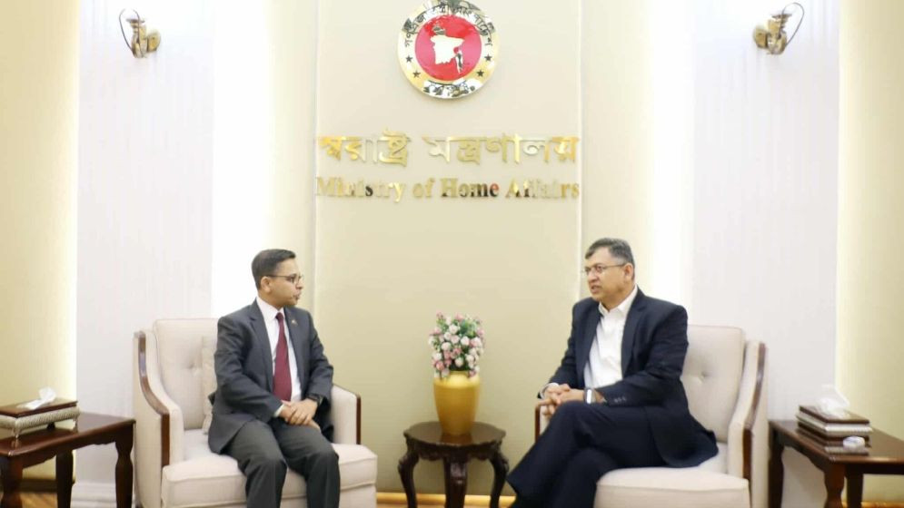 ভারতীয় হাইকমিশনারের সঙ্গে স্বরাষ্ট্রমন্ত্রীর প্রথম বৈঠক