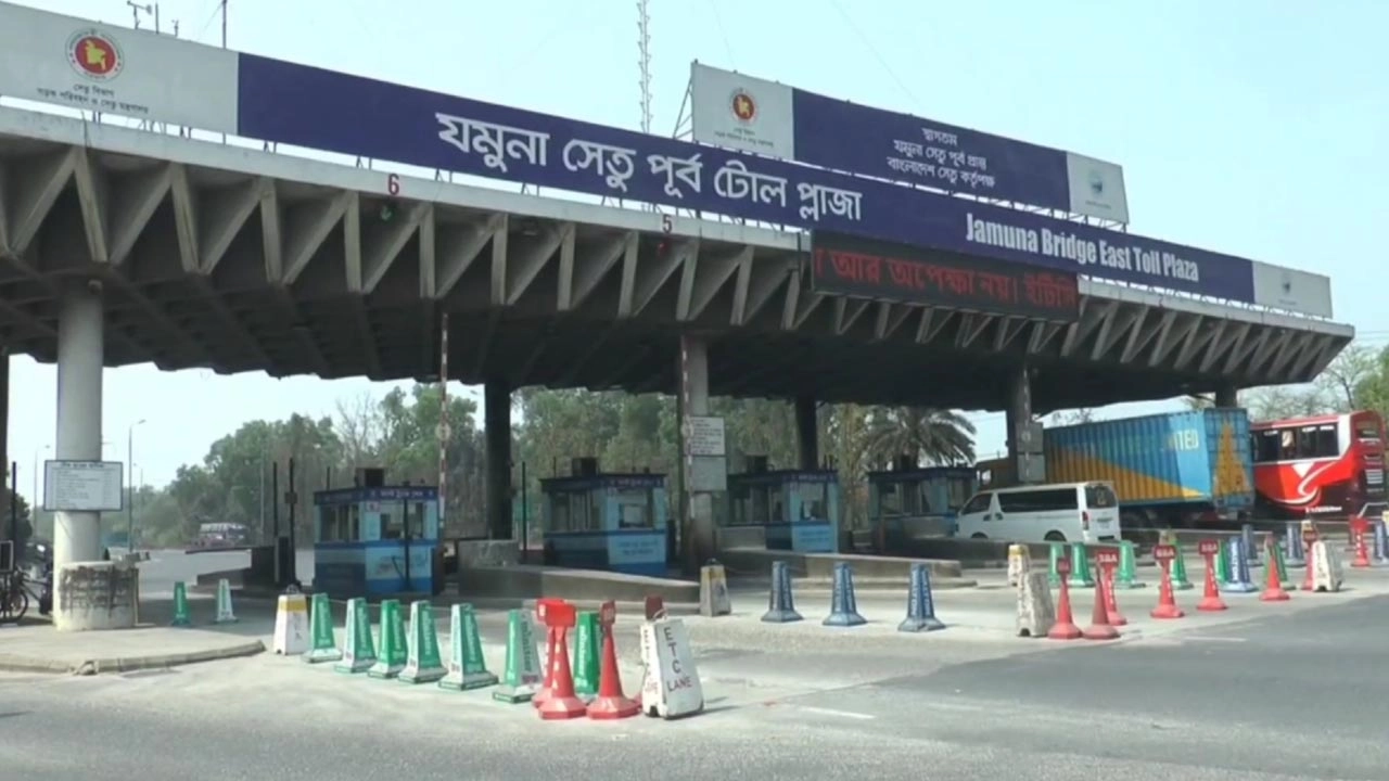 যমুনা সেতুর মাধ্যমে ঈদের ছুটির পর ঢাকাগামী যানবাহনের চাপ বৃদ্ধি