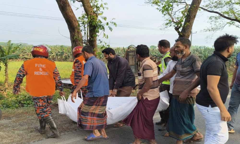 ঝিনাইদহে নসিমন-কাভার্ড ভ্যান সংঘর্ষে ব্যবসায়ী নিহত