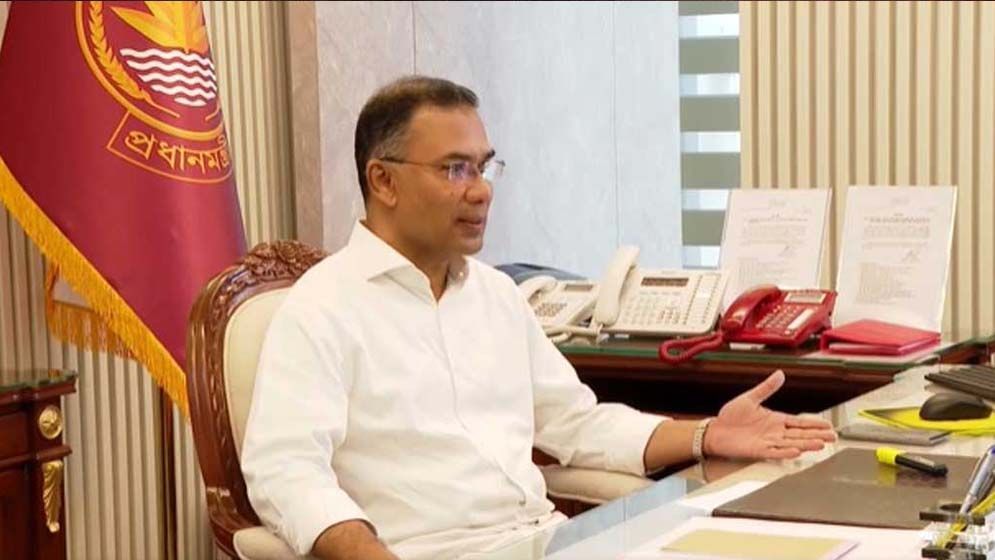 সচিবালয়ে ঈদের ছুটি শেষে কর্মব্যস্ত প্রধানমন্ত্রী