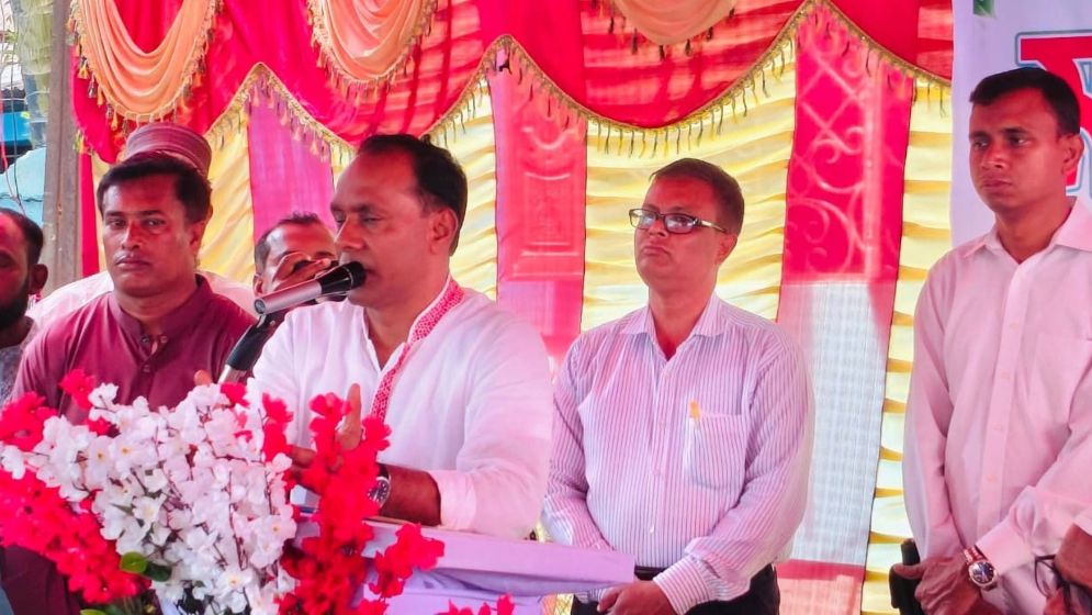 প্রাথমিক শিক্ষকদের রাজনীতি থেকে দূরে থাকার আহ্বান ব্যারিস্টার কায়সারের