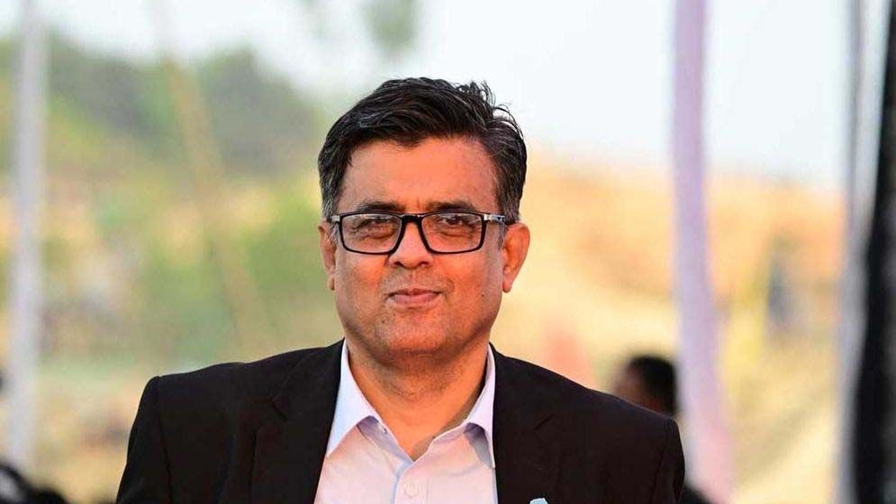 পেট্রোল সংকটে দেশের বিভিন্ন এলাকায় যানজট