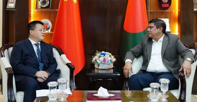 বাংলাদেশ ও চীনের সামরিক সম্পর্ক ও কৌশলগত বন্ধন আরও দৃঢ় করার প্রত্যয়