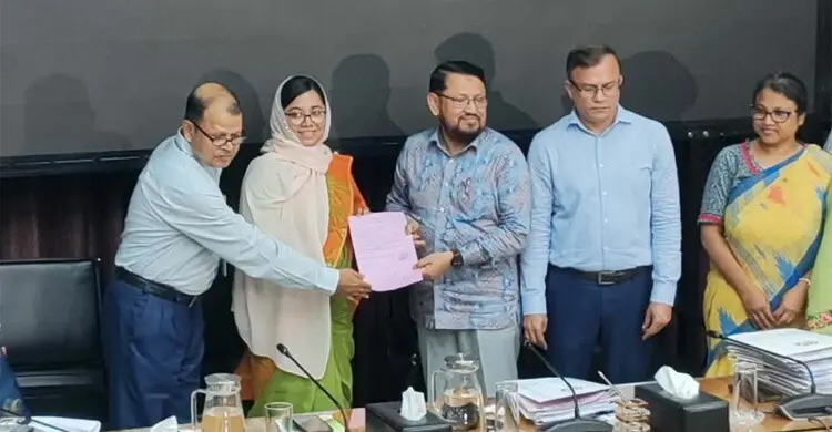 সংরক্ষিত নারী আসনে জামায়াত জোট মনোনীত প্রার্থীদের মনোনয়নপত্র জমা