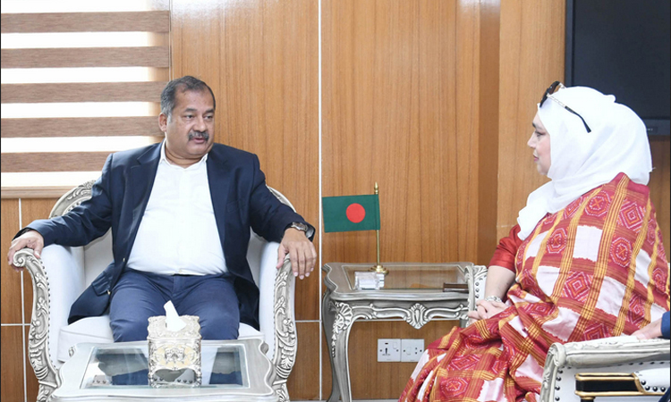 দেশের টেকসই উন্নয়নে প্রবাসীদের সক্রিয় অংশগ্রহণের আহ্বান তথ্যমন্ত্রীর
