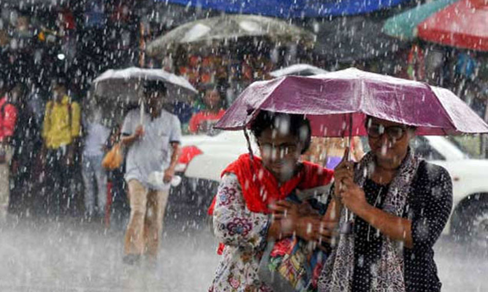 রাজধানী ও আশপাশের এলাকায় দমকা হাওয়াসহ বজ্রবৃষ্টির সম্ভাবনা