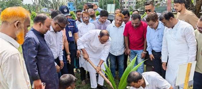 মৎস্য প্রতিমন্ত্রী / মৎস্য উৎপাদন বাড়াতে আধুনিক প্রযুক্তির ব্যবহার বাড়াতে হবে