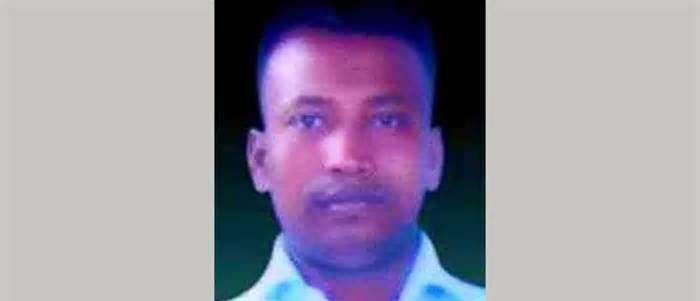 পুলিশের গুলিতে নিহত যুবদল নেতার পরিবারকে নতুন বাড়ি উপহার দেবেন প্রধানমন্ত্রী