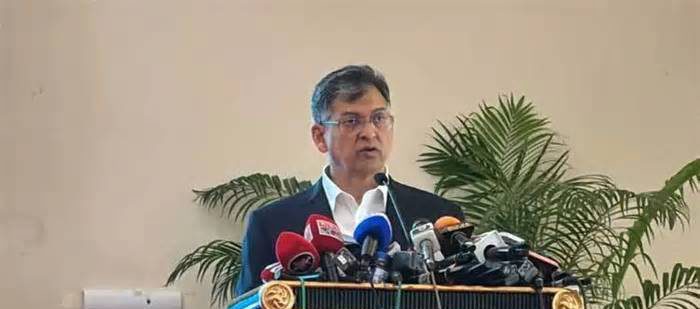 তৃণমূল থেকে আইজিপি নিজেদের সংশোধন করুন, হতে পারে রাষ্ট্রদ্রোহ মামলাও